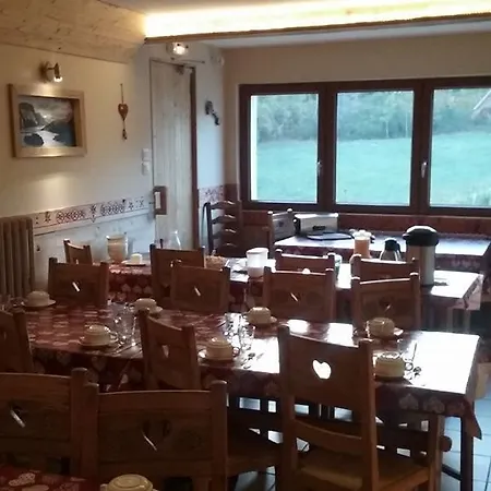 Les Chamois. * La Féclaz